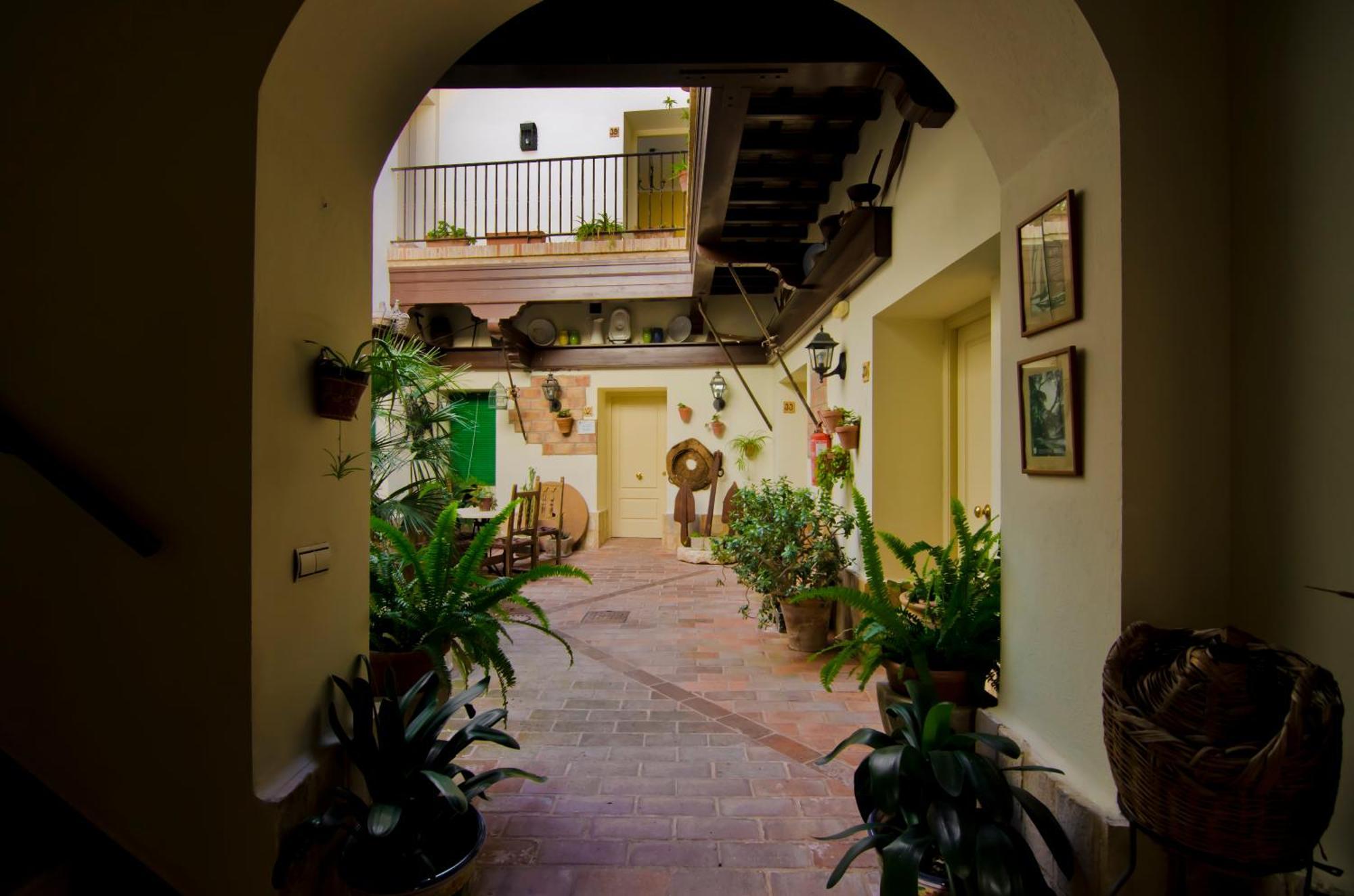 Hostal Sixto Рота Екстер'єр фото