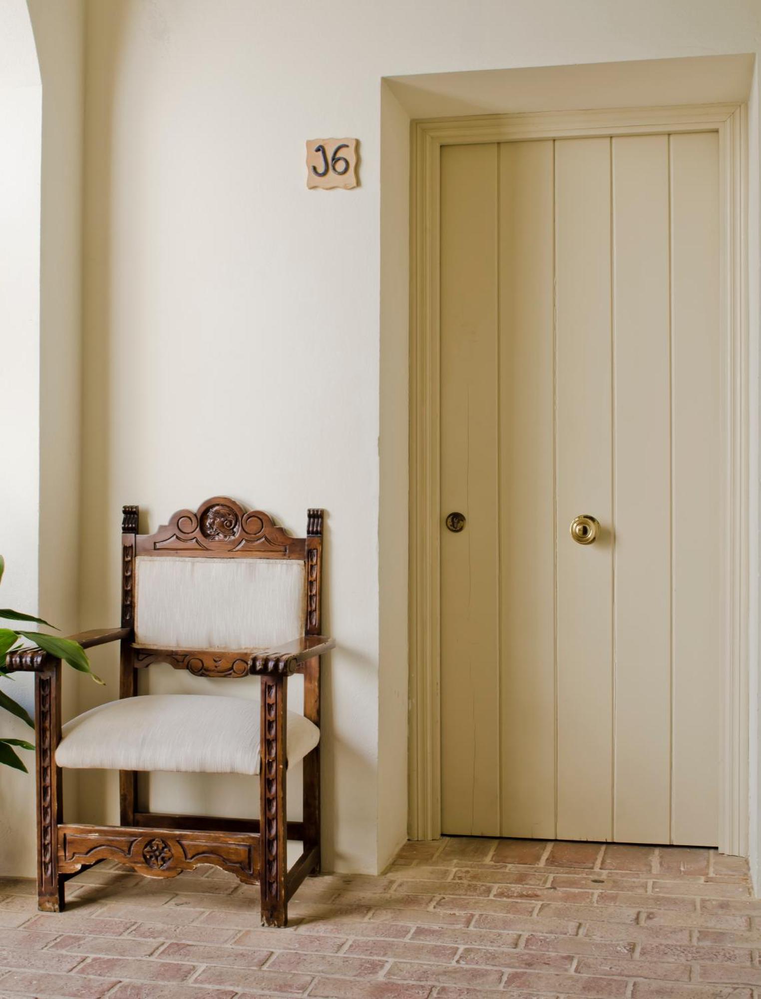 Hostal Sixto Рота Екстер'єр фото
