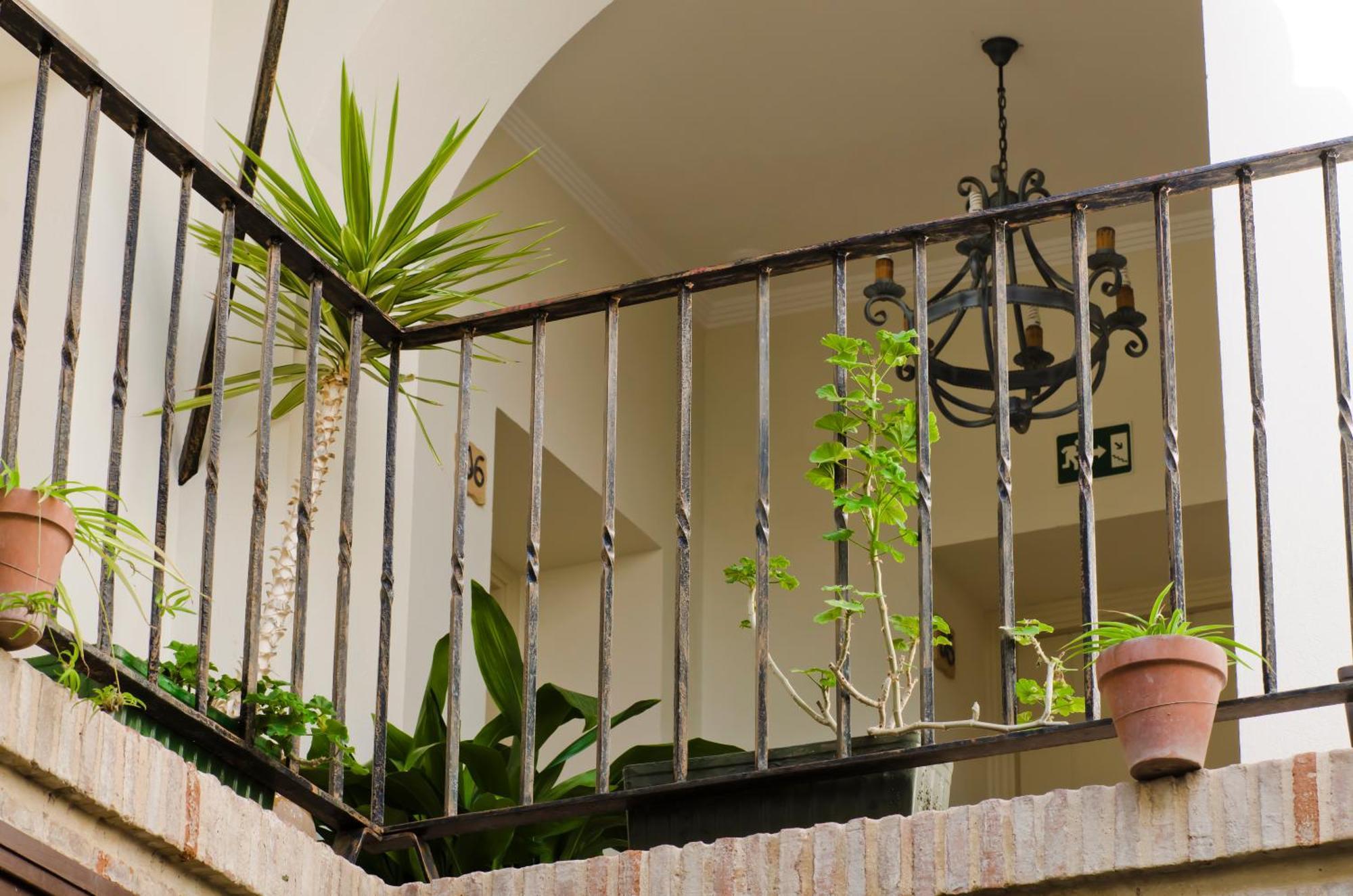 Hostal Sixto Рота Екстер'єр фото