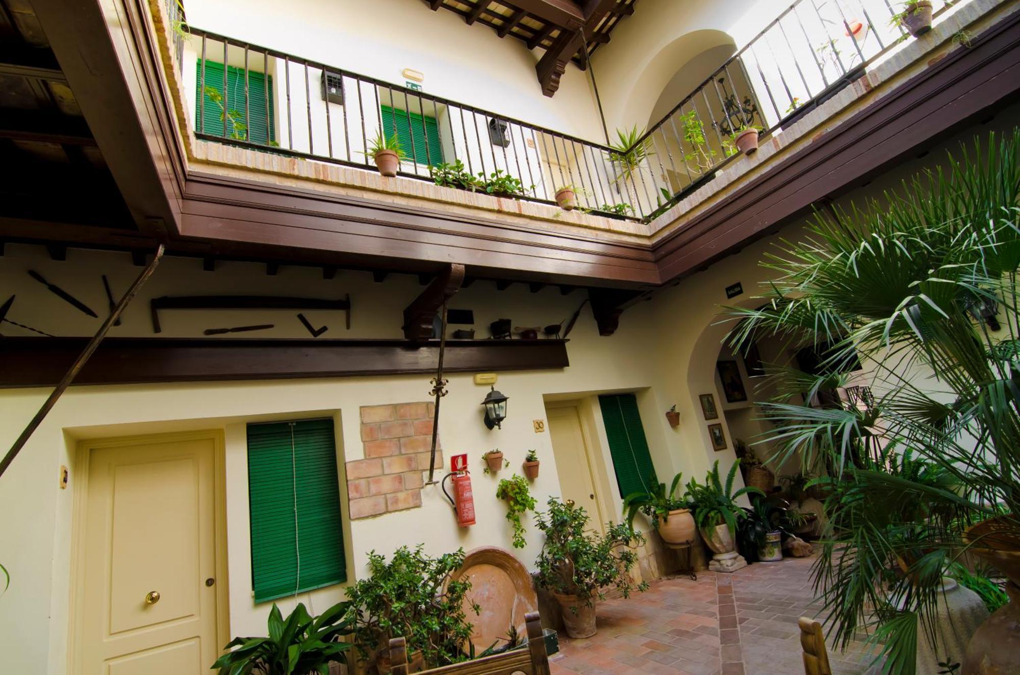 Hostal Sixto Рота Екстер'єр фото